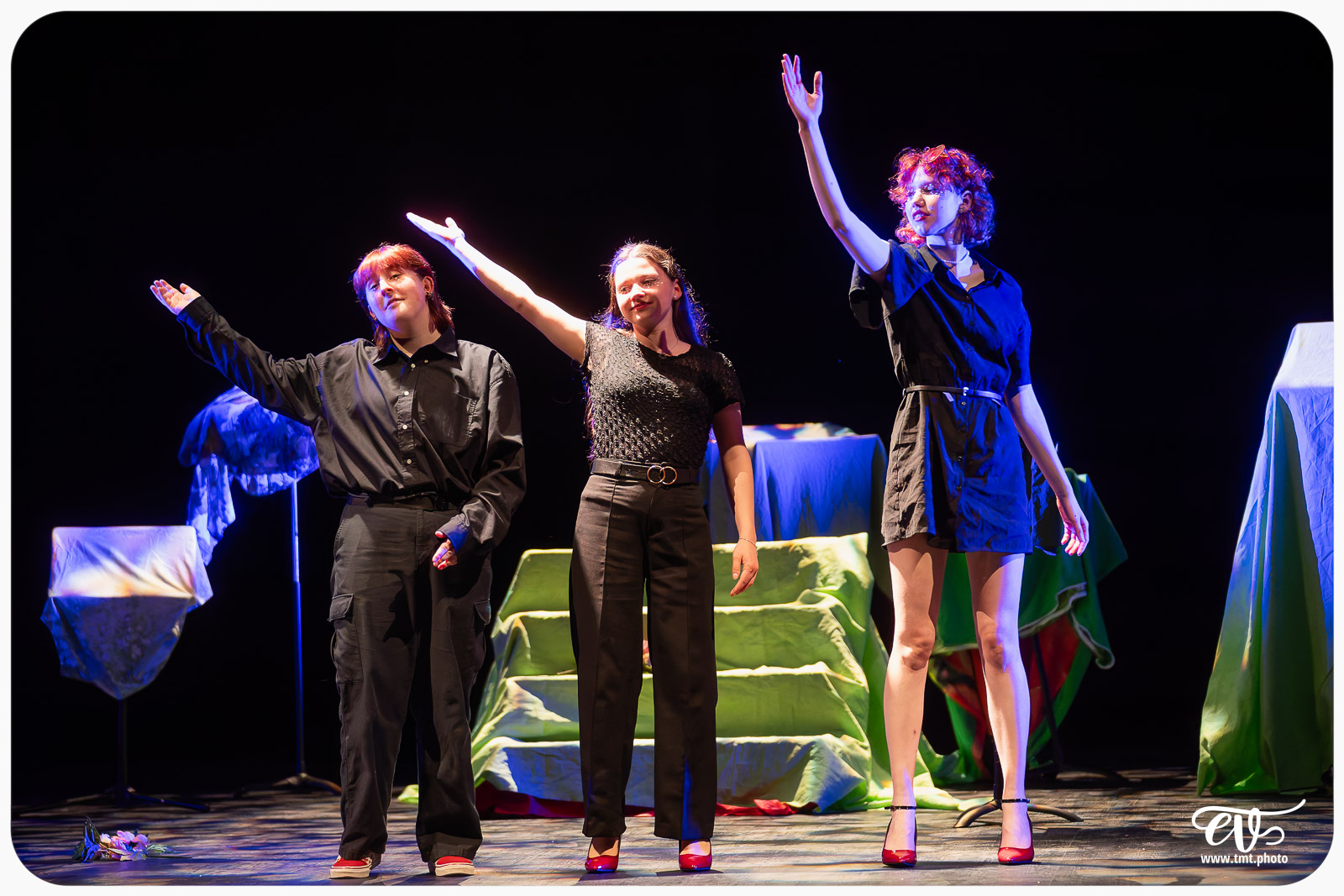 BLANCHE-NEIGE FOUTUE FORET